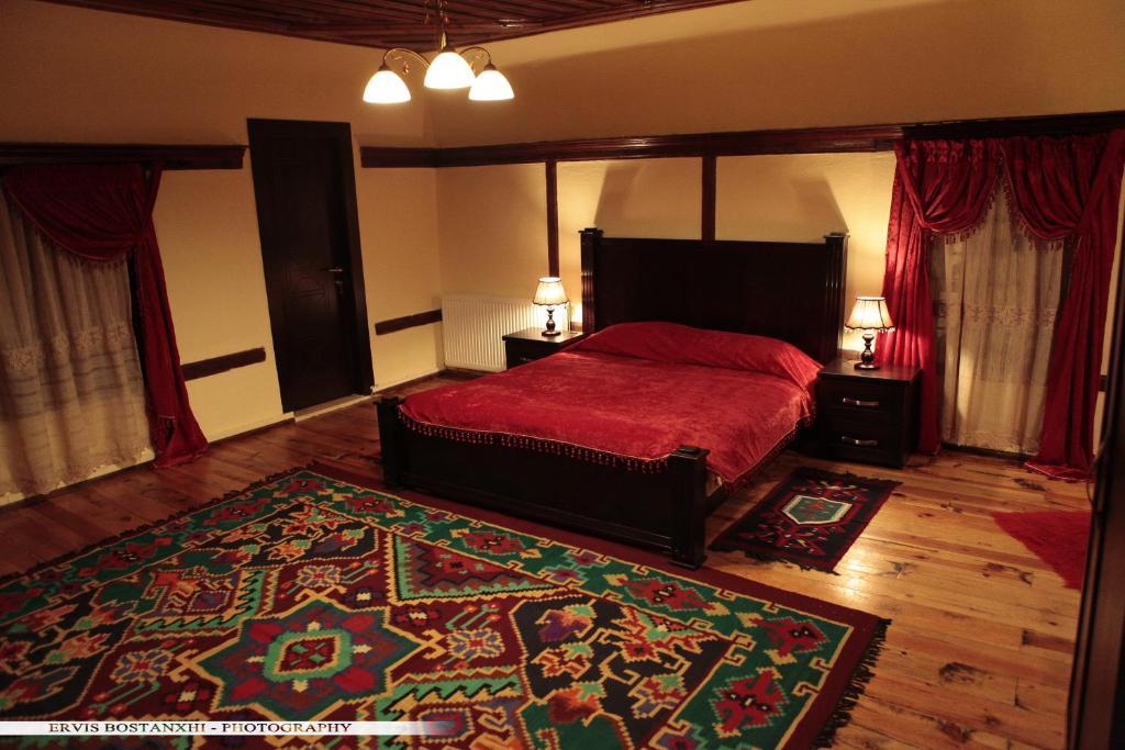 Guest House Bujtina Leon Корча Стая снимка